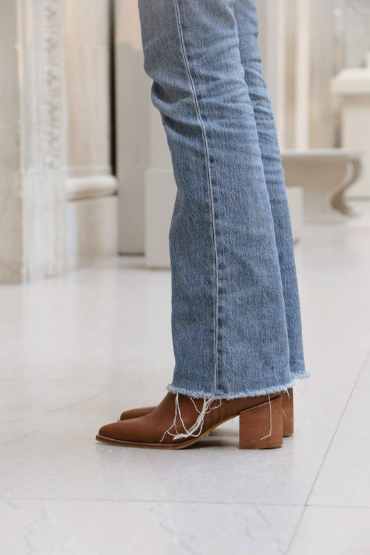 Stagecoach western inspired chelsea booties in tan leather